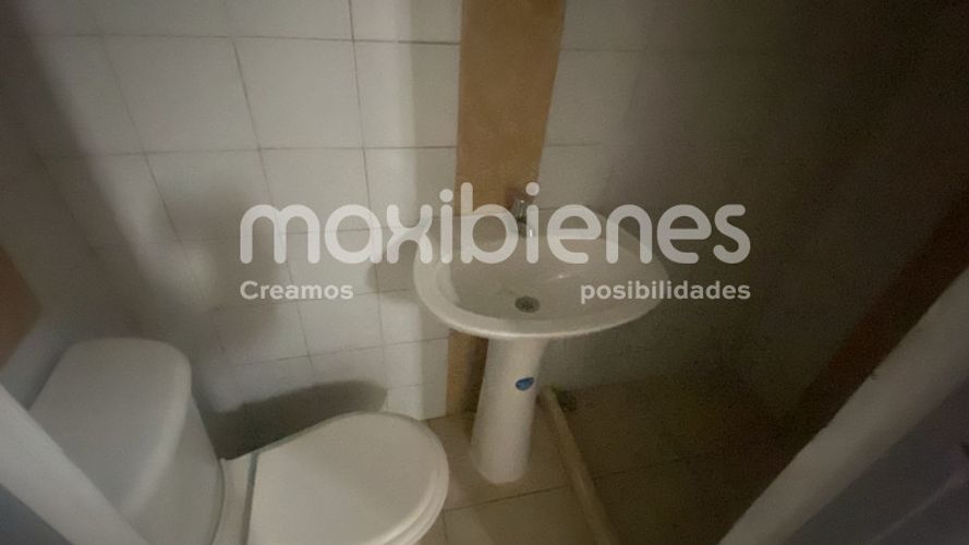 Local en arriendo en Bombona No.1, Medellín, 350 m² · foto 22 de 24