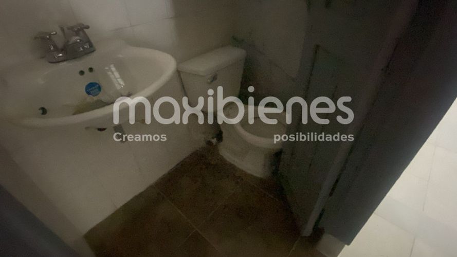 Local en arriendo en Bombona No.1, Medellín, 350 m² · foto 23 de 24