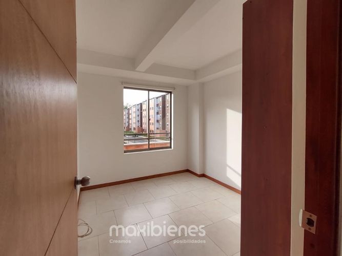 Apartamento de 3 alcobas en venta en La Ceja, 70 m² · foto 5 de 14
