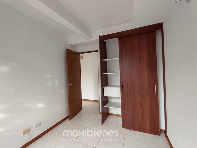 Apartamento de 3 alcobas en venta en La Ceja, 70 m² · foto 8 de 14
