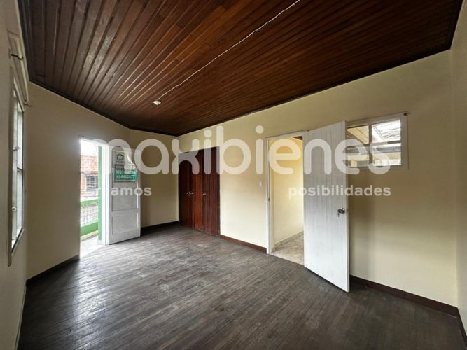 Casa de 6 alcobas en arriendo en Las Palmas, Medellín, 100 m² · foto 4 de 20