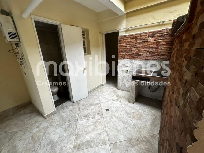 Casa de 6 alcobas en arriendo en Las Palmas, Medellín, 100 m² · foto 13 de 20