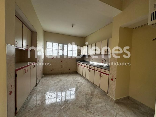 Casa de 6 alcobas en arriendo en Las Palmas, Medellín, 100 m² · foto 19 de 20