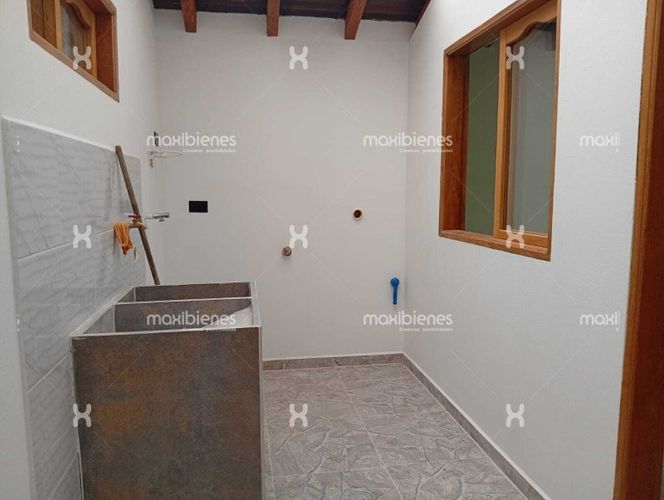 Casa de 4 alcobas en venta en El Carmen De Viboral, El Carmen de Viboral, 136 m² · foto 6 de 8