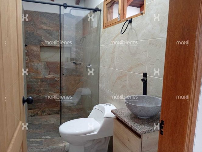 Casa de 4 alcobas en venta en El Carmen De Viboral, El Carmen de Viboral, 136 m² · foto 7 de 8