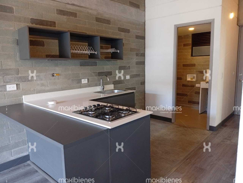 Apartamento en arriendo en La Ceja · foto 2 de 8