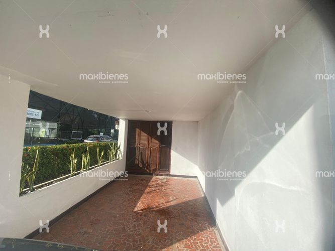 Casa de 4 alcobas en arriendo en La Navarra, Apartado, 250 m² · foto 5 de 22