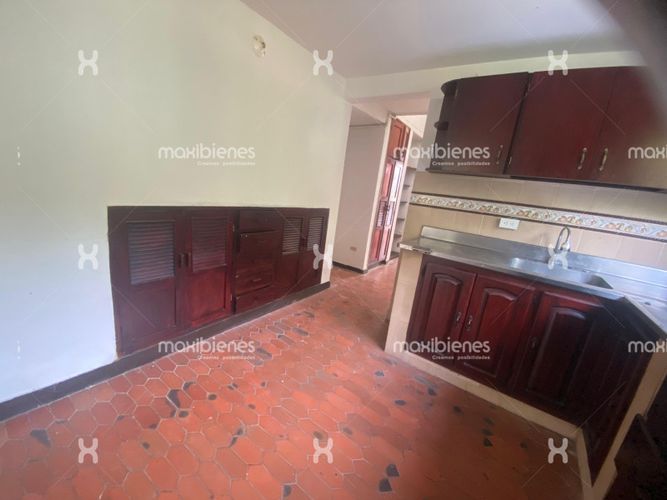 Casa de 4 alcobas en arriendo en La Navarra, Apartado, 250 m² · foto 16 de 22