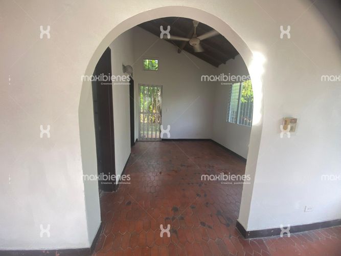 Casa de 4 alcobas en arriendo en La Navarra, Apartado, 250 m² · foto 17 de 22