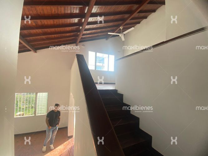 Casa de 4 alcobas en arriendo en La Navarra, Apartado, 250 m² · foto 18 de 22