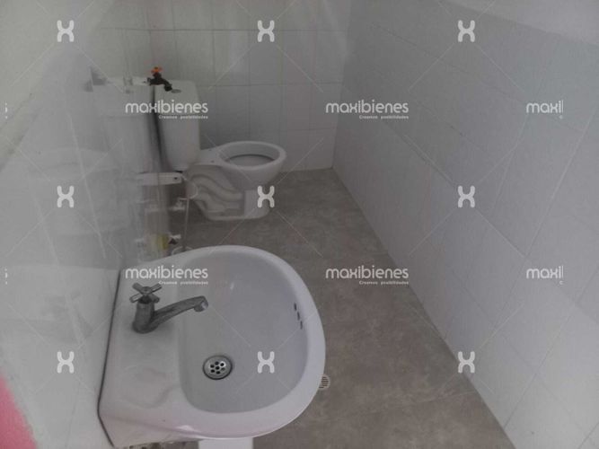 Local en arriendo en Fundadores, Apartado, 115 m² · foto 2 de 12
