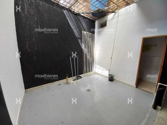 Local en arriendo en Fundadores, Apartado, 115 m² · foto 10 de 12