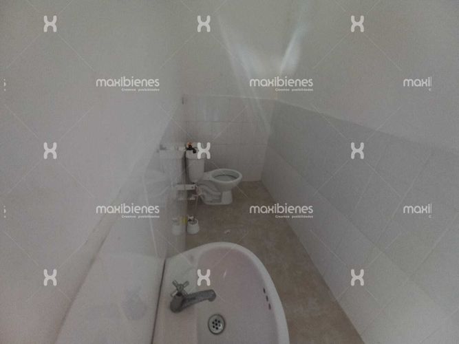 Local en arriendo en Fundadores, Apartado, 115 m² · foto 11 de 12