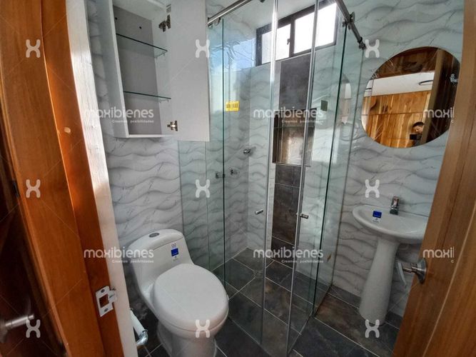 Apartamento de 3 alcobas en arriendo en Los Almendros, Apartado, 55 m² · foto 23 de 24