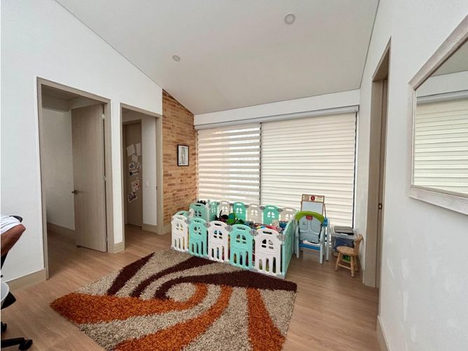 Casa de 3 alcobas en venta en Laura Vicuña, Chía, 160 m² · foto 7 de 13