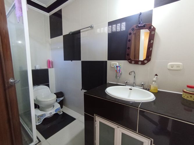 Apartamento de 4 alcobas en venta en Las Flores, Palmira, 192 m² · foto 9 de 24