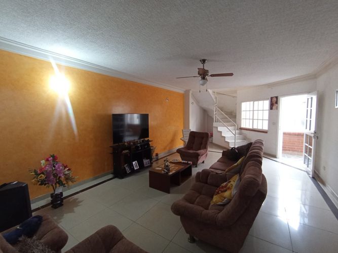 Apartamento de 4 alcobas en venta en Las Flores, Palmira, 192 m² · foto 12 de 24