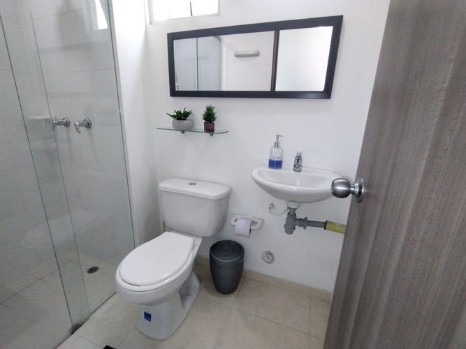 Apartamento de 2 alcobas en venta en Cr. Los Naranjos, Jamundí, 63 m² · foto 11 de 14