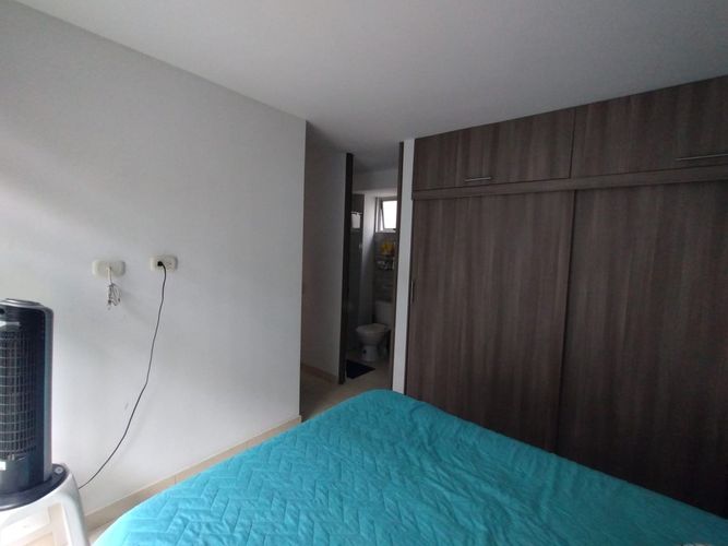 Apartamento de 2 alcobas en venta en Cr. Los Naranjos, Jamundí, 63 m² · foto 12 de 14