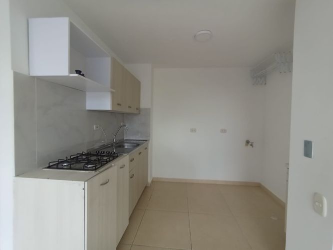 Apartamento de 2 alcobas en venta en Las Flores, Palmira, 46 m² · foto 12 de 19