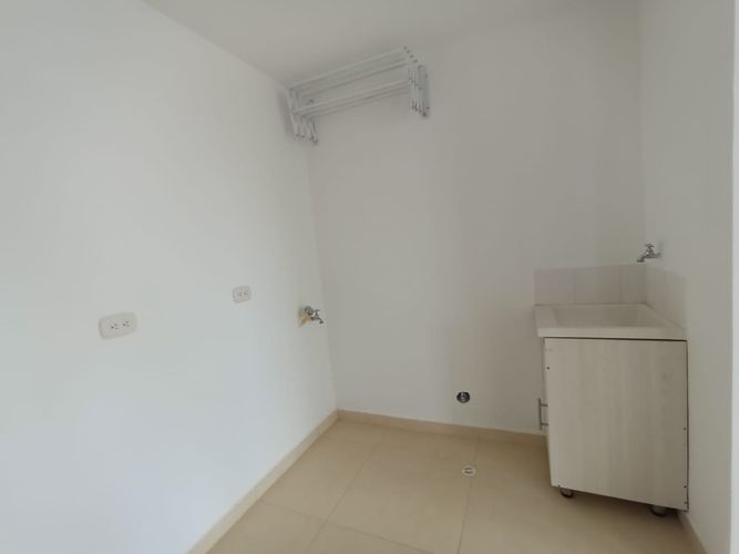 Apartamento de 2 alcobas en venta en Las Flores, Palmira, 46 m² · foto 14 de 19