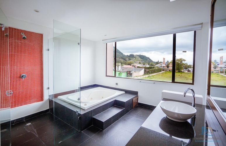 Casa de 4 alcobas en venta en Fonquetá, Chía, 410 m² · foto 23 de 24