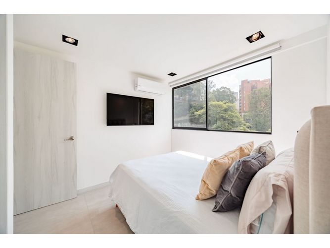 Apartamento de 3 alcobas en venta en El Poblado, Medellín, 86 m² · foto 13 de 20
