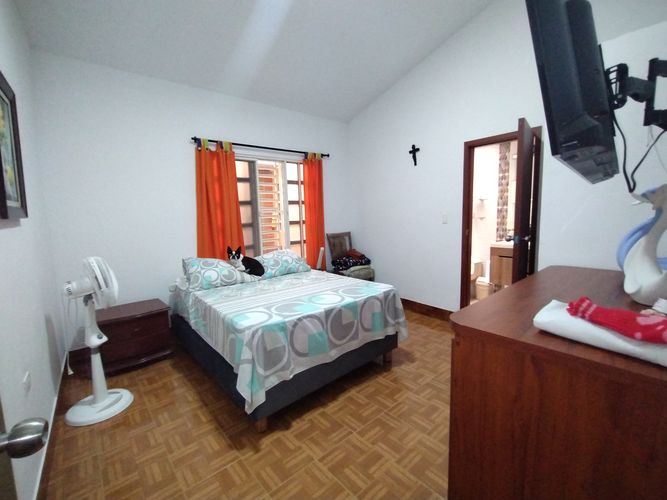 Casa de 4 alcobas en venta en Villacarmelo, Cali, 450 m² · foto 19 de 23