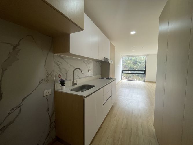 Apartamento de 1 alcoba en venta en Bosque De Pinos, Bogotá, 30 m² · foto 5 de 24