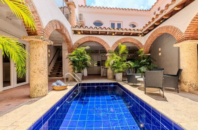 Casa de 5 alcobas en venta en El Centro, Cartagena, 378 m² · foto 13 de 24