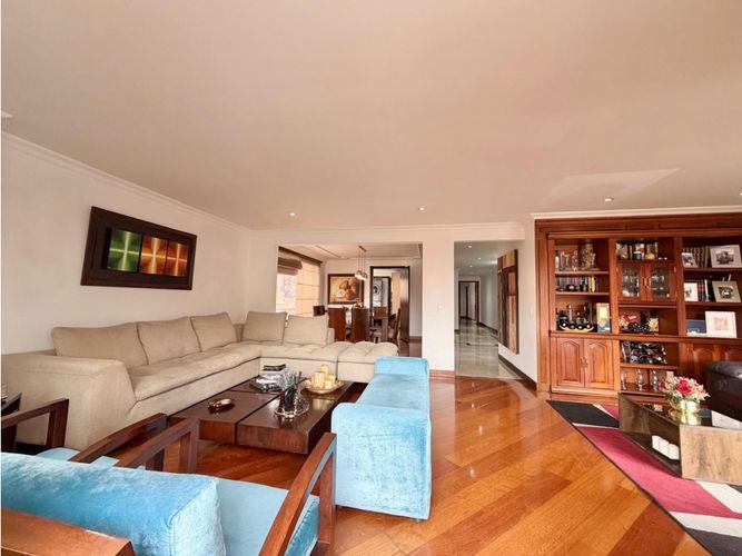 Apartamento en venta en Chicó Navarra, Bogotá · foto 7 de 24