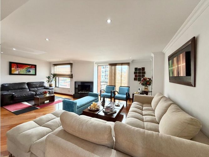 Apartamento en venta en Chicó Navarra, Bogotá · foto 11 de 24