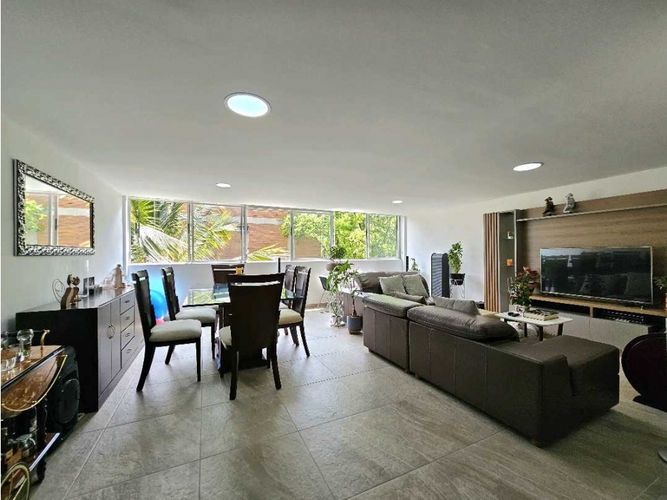 Apartamento de 3 alcobas en venta en Belén Miravalle, Medellín, 117 m² · foto 14 de 24