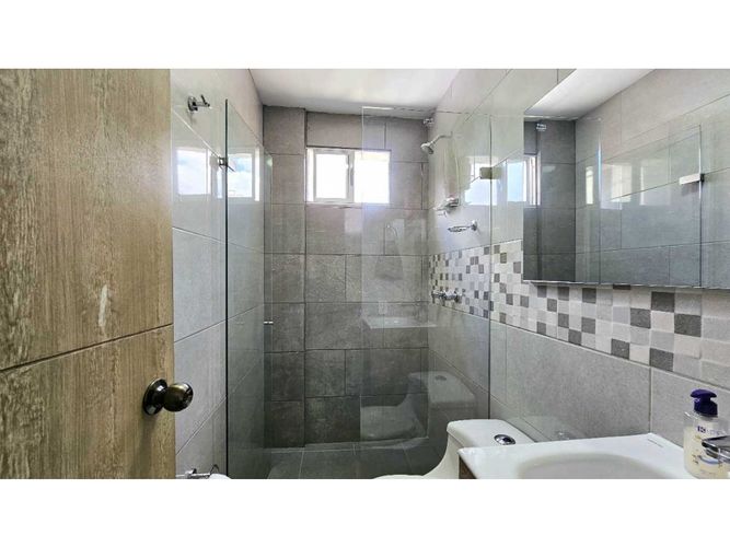 Apartamento de 3 alcobas en venta en Belén Miravalle, Medellín, 117 m² · foto 18 de 24