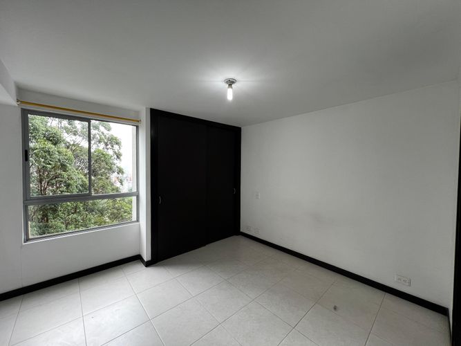 Apartamento de 3 alcobas en arriendo en Las Mercedes, Medellín, 78 m² · foto 3 de 20