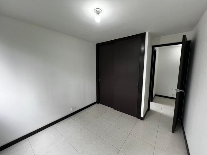 Apartamento de 3 alcobas en arriendo en Las Mercedes, Medellín, 78 m² · foto 13 de 20