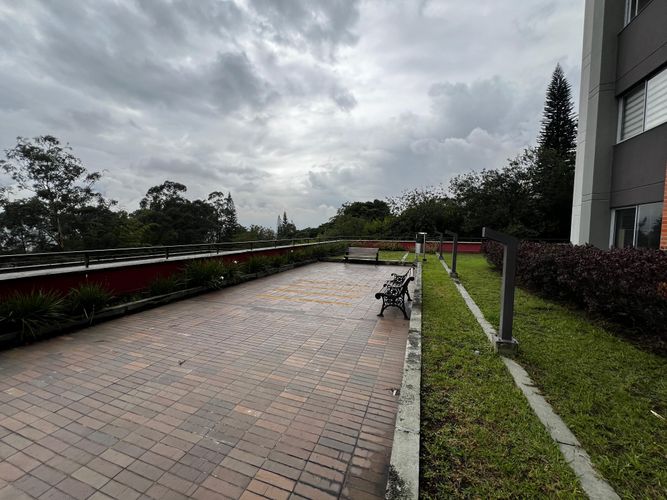 Apartamento de 3 alcobas en arriendo en Las Mercedes, Medellín, 78 m² · foto 18 de 20