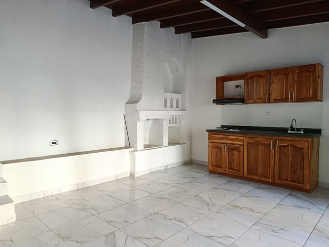 Oficina en arriendo en El Poblado, Medellín, 70 m² · foto 5 de 10
