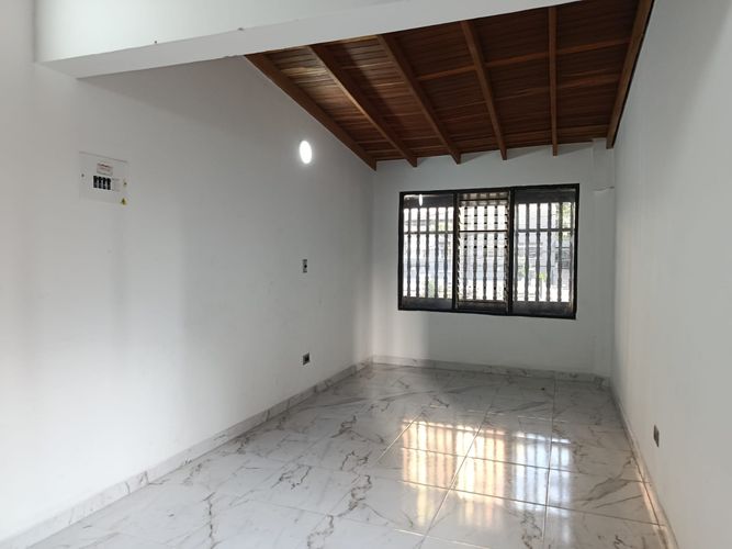 Oficina en arriendo en El Poblado, Medellín, 75 m² · foto 4 de 12