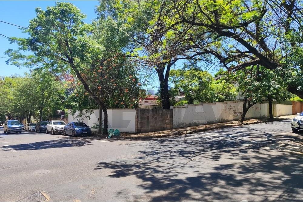 Vendo esquina de 1.175 sobre Mcal Estigarribia — foto 3