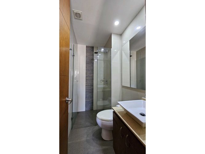 Apartamento de 3 alcobas en venta en Laureles, Medellín, 153 m² · foto 20 de 24