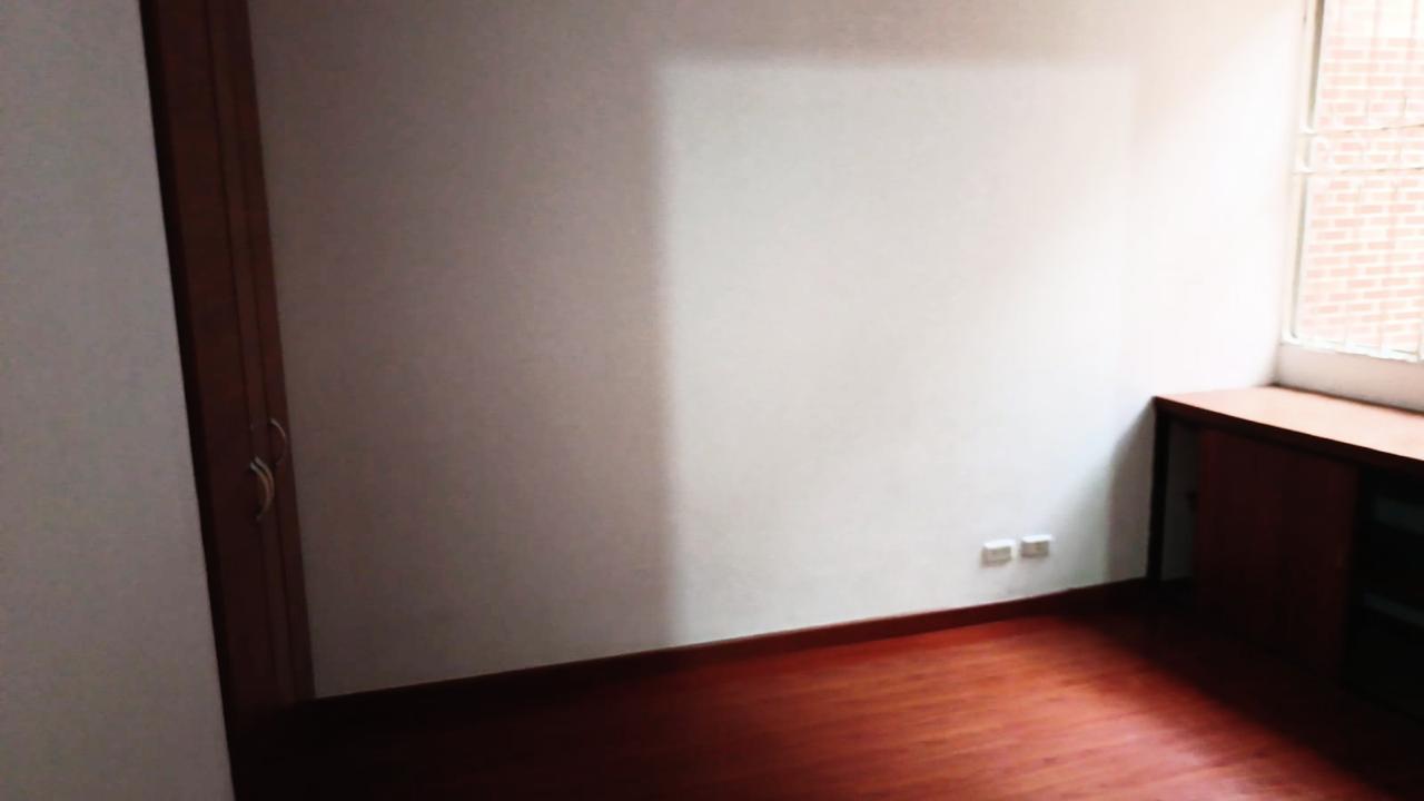 Apartamento en venta en Mazuren, Bogotá · foto 7 de 16