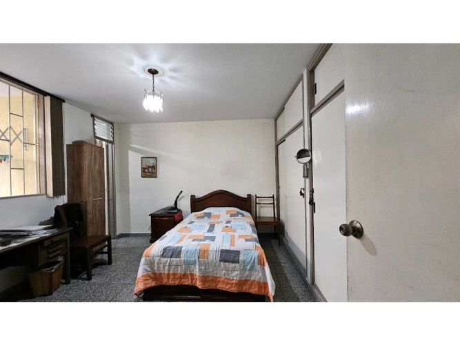 Casa de 6 alcobas en venta en El Nogal- Los Almendros, Medellín, 225 m² · foto 11 de 20