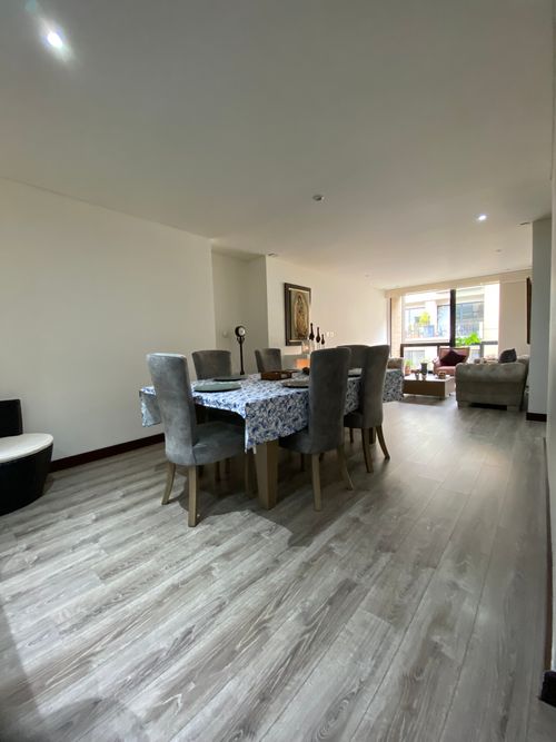 Apartamento de 3 alcobas en venta en Bella Suiza, Bogotá, 127 m² · foto 10 de 24