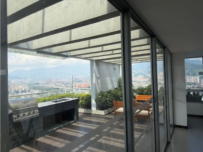 Apartamento de 3 alcobas en venta en La Candelaria, Medellín, 135 m² · foto 15 de 22