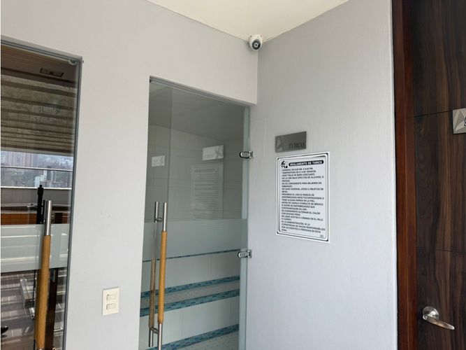 Apartamento de 3 alcobas en venta en La Candelaria, Medellín, 135 m² · foto 21 de 22