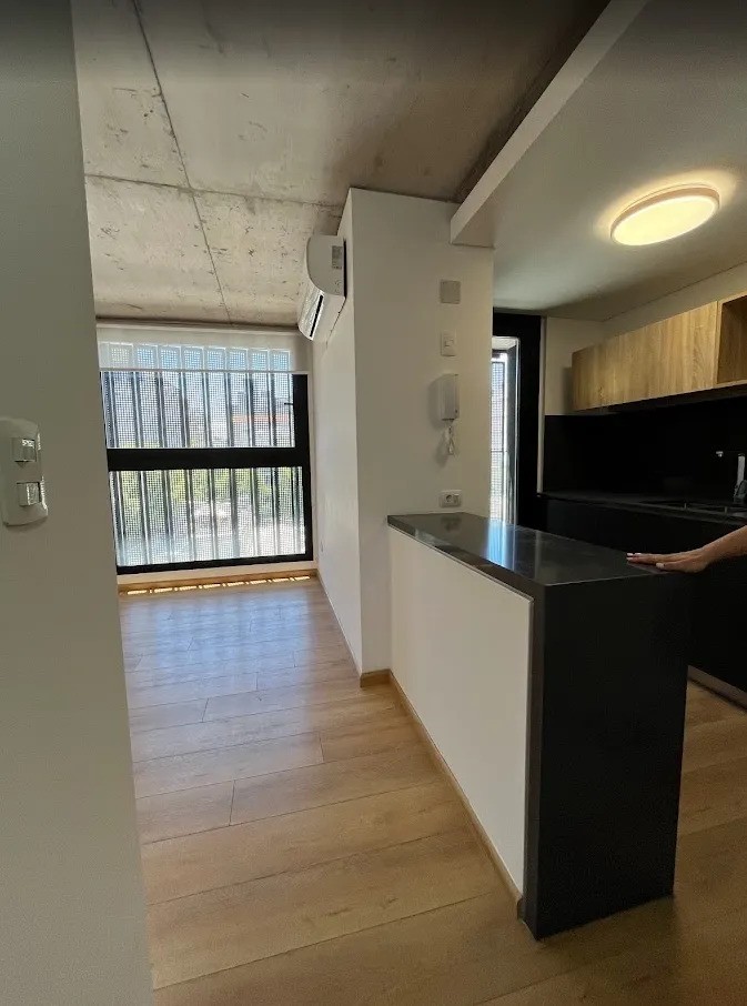 ALQUILER | Apartamento 2 dormitorios con cochera en el centro de Montevideo · Foto 6