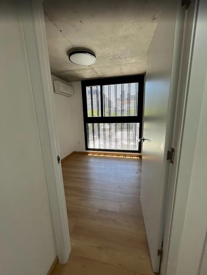 ALQUILER | Apartamento 2 dormitorios con cochera en el centro de Montevideo · Foto 10