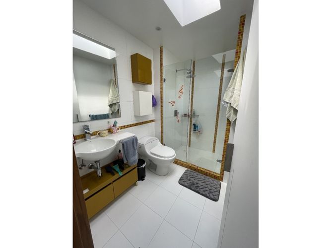 Casa de 5 alcobas en venta en San Simón, Bogotá, 450 m² · foto 17 de 24