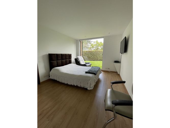 Casa de 5 alcobas en venta en San Simón, Bogotá, 450 m² · foto 18 de 24